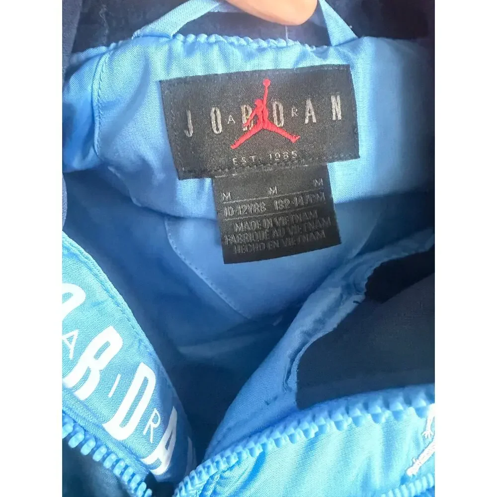 NWT Air Jordan Nike Boys Legend Blue Hybrid Full Zip Jacket Youth Size Medium